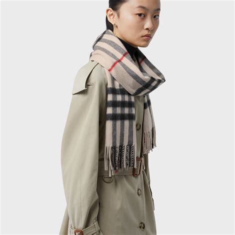 burberry schal stone check|Burberry Check.